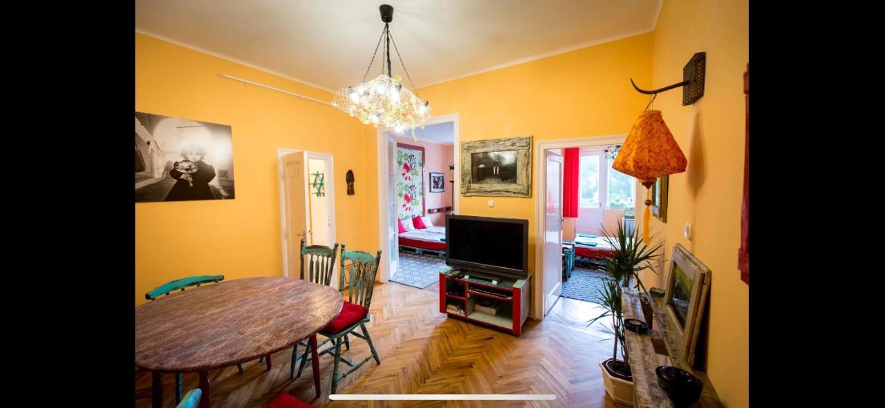 Apartment Best Location Cosy Art Flat