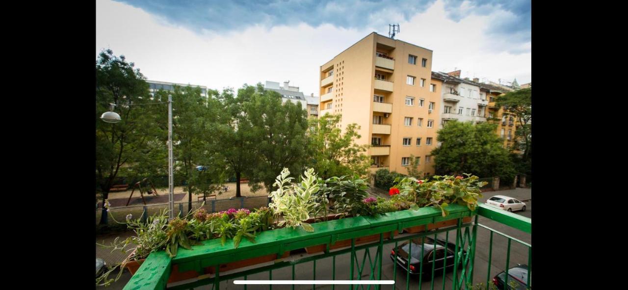 Best Location Cosy Art Flat Apartment